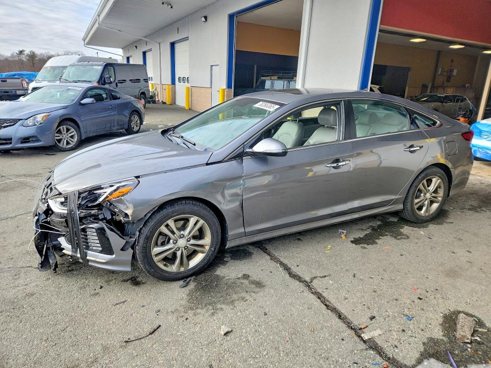 2019 HYUNDAI SONATA — VIN 5NPE34AF2KH755177