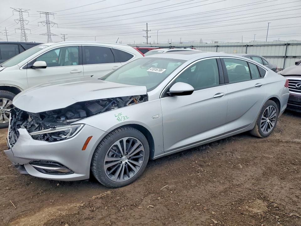 2018 BUICK REGAL — VIN W04GR6SX9J1099487