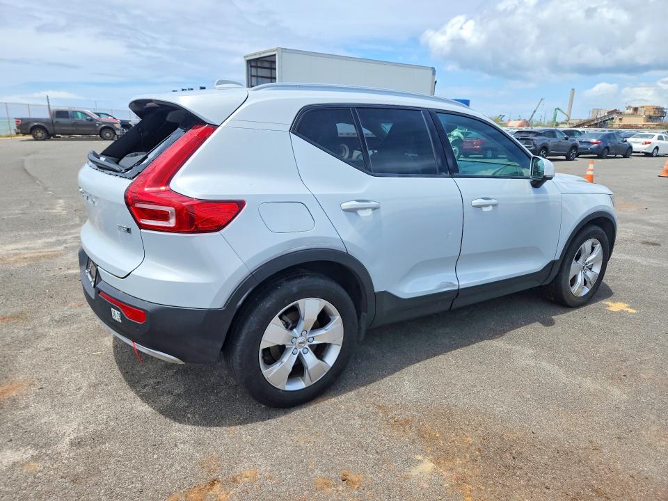 YV4162UK1L2282701
