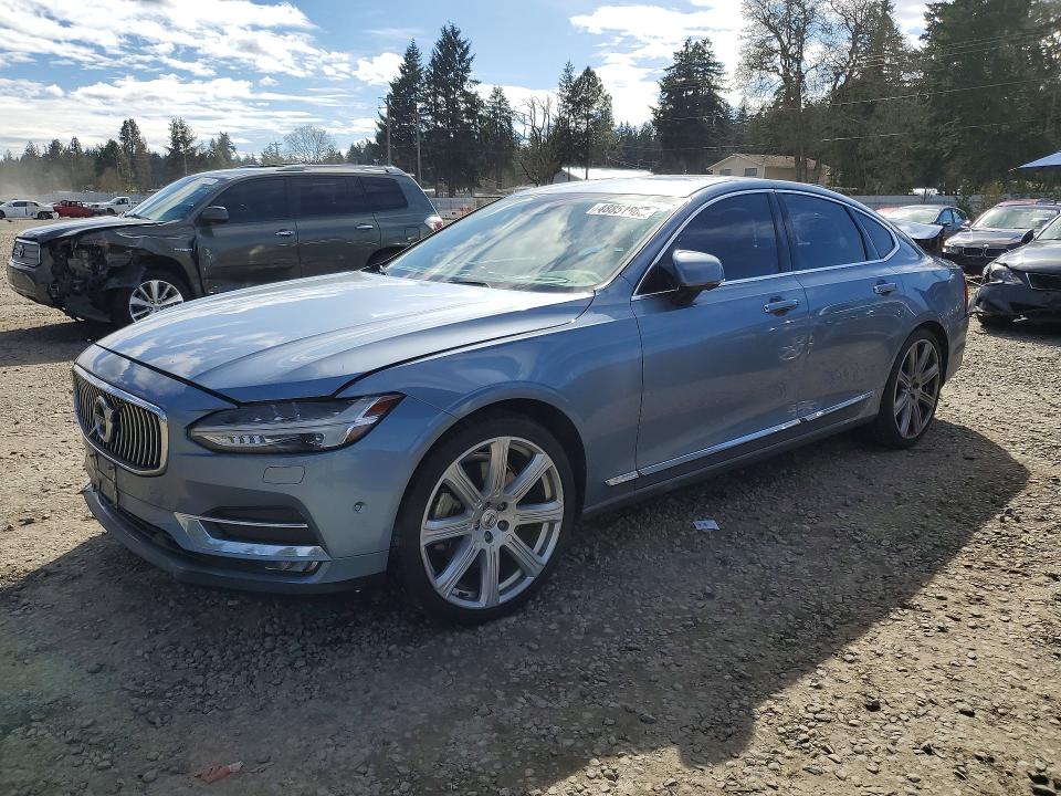 2017 VOLVO S90 — VIN YV1A22ML2H1005084