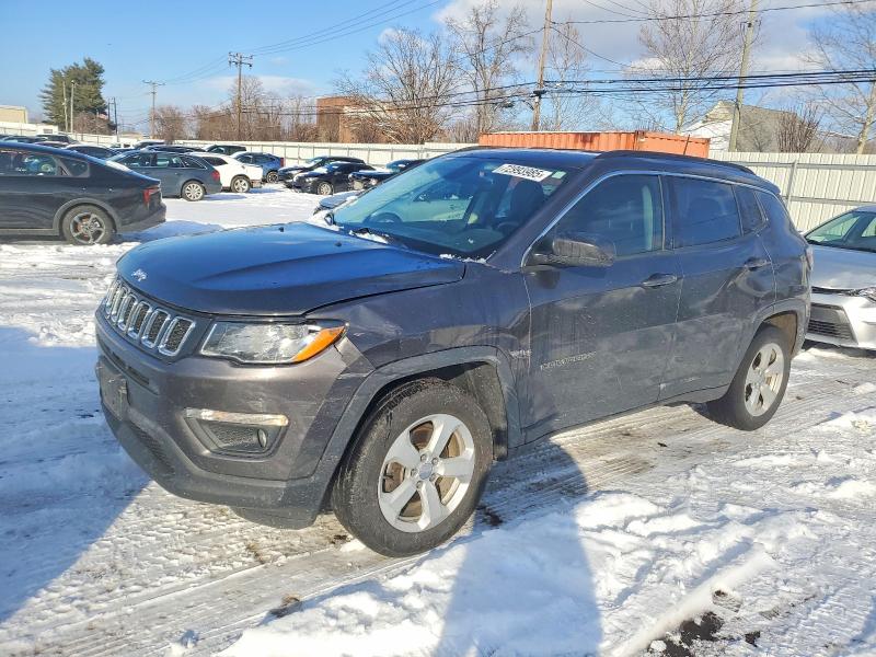 2017 JEEP COMPASS LA — VIN 3C4NJDBB0HT596900