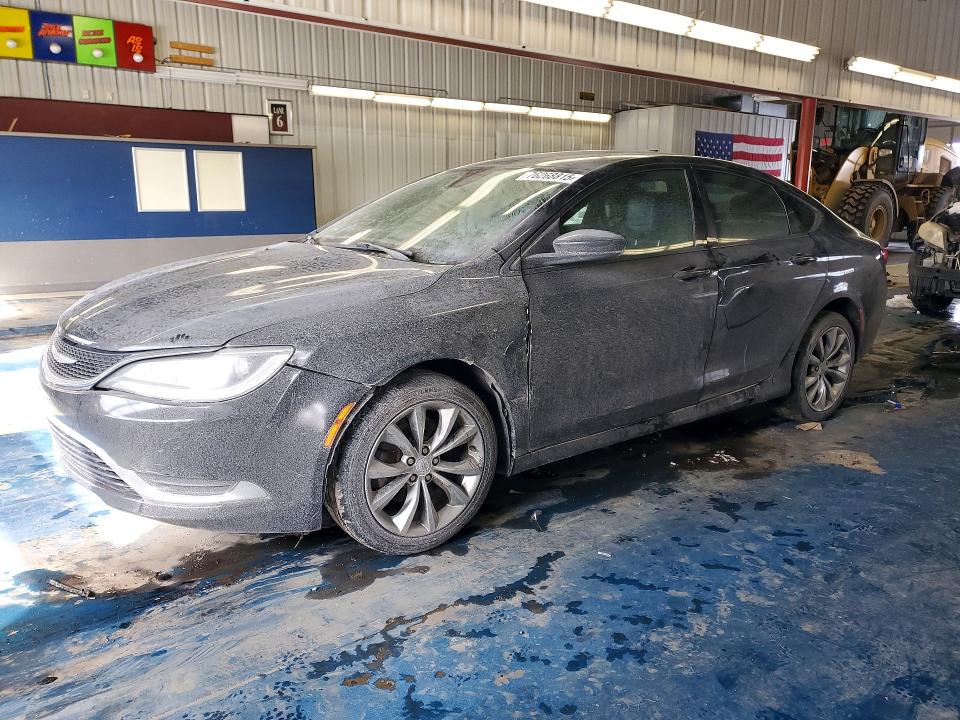 2015 CHRYSLER 200 — VIN 1C3CCCBB6FN752421