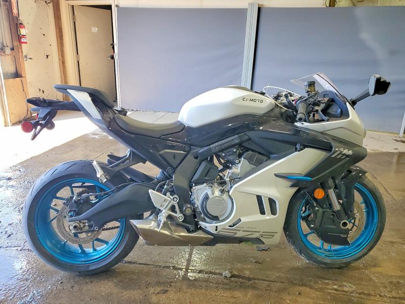2026 CF MOTO 675SS — VIN LCEPEVLP9T6002028
