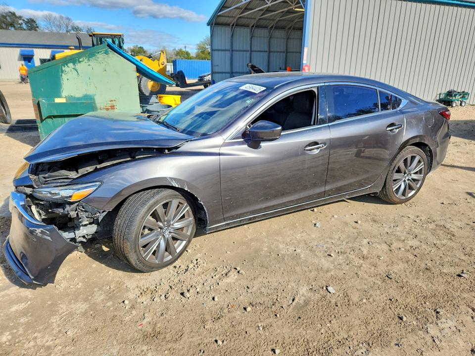 2018 MAZDA 6 — VIN JM1GL1VM3J1311618