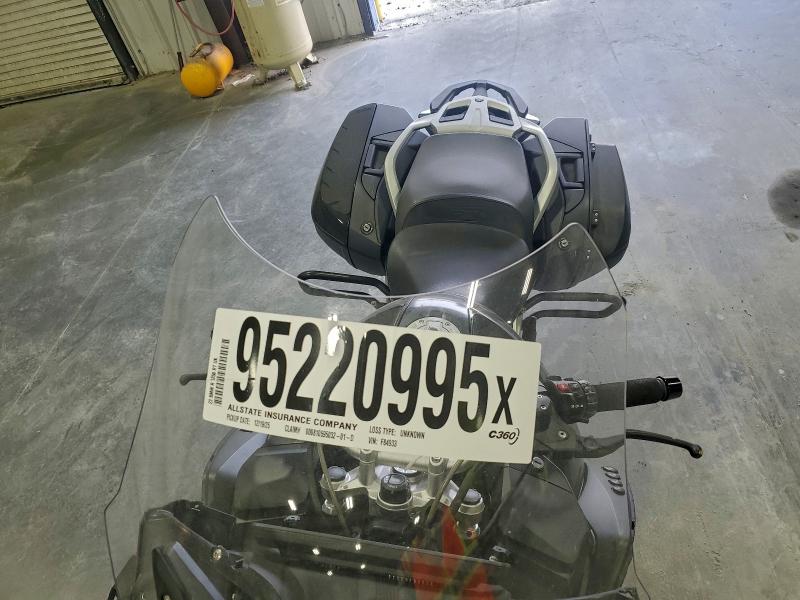 WB10L030XN6F84933
