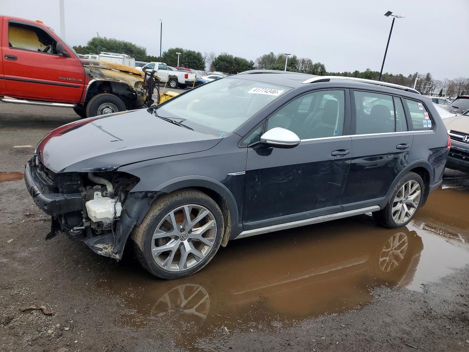 2018 VOLKSWAGEN GOLF ALLTRACK — VIN 3VWH17AU5JM763640
