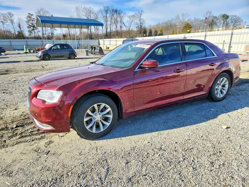 2018 CHRYSLER 300 — VIN 2C3CCAAG9JH315404