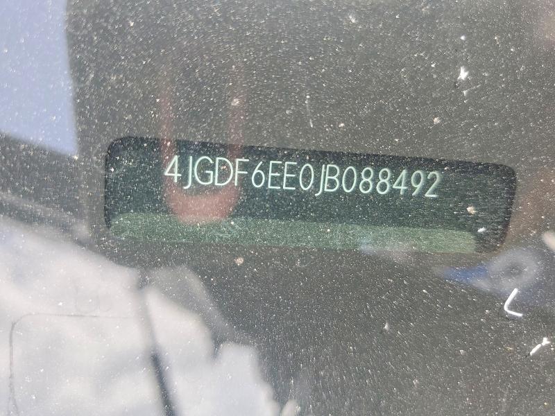 4JGDF6EE0JB088492
