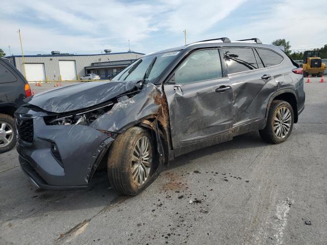 2022 TOYOTA HIGHLANDER PLATINUM — VIN 5TDFZRBH0NS217270