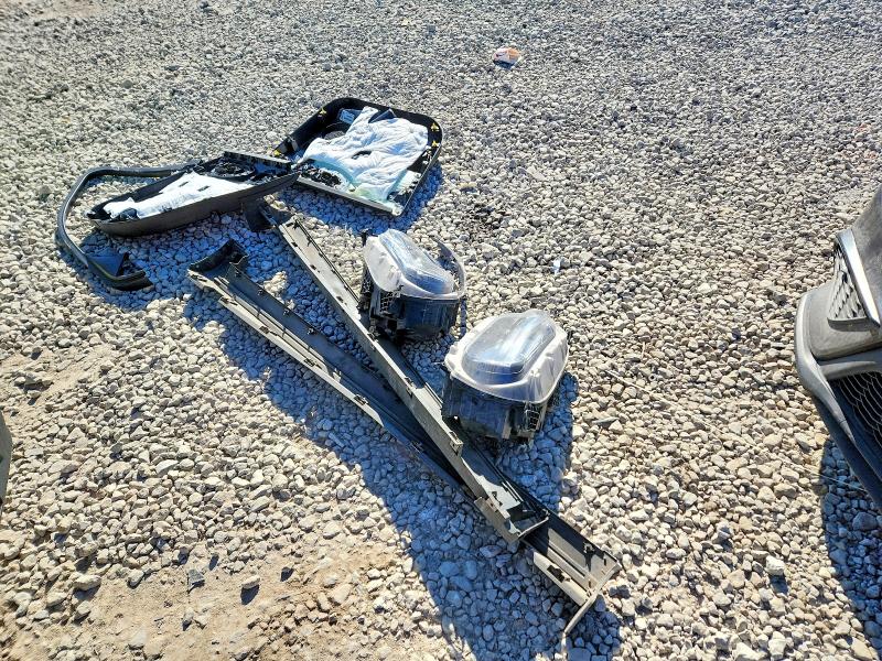 3FMCR9C69MRA96641