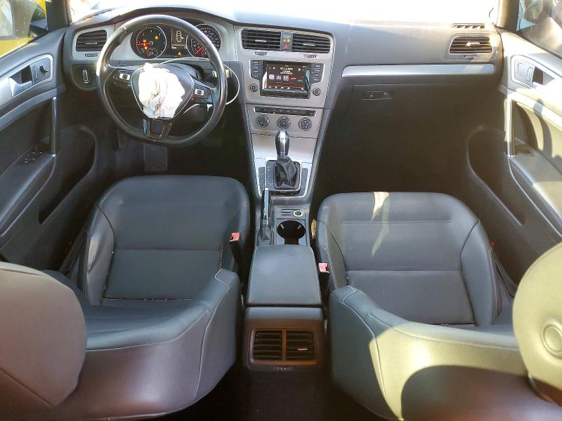 3VW2A7AUXFM046227