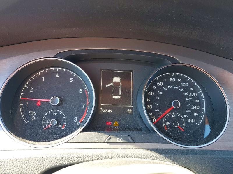 3VW817AUXFM023539