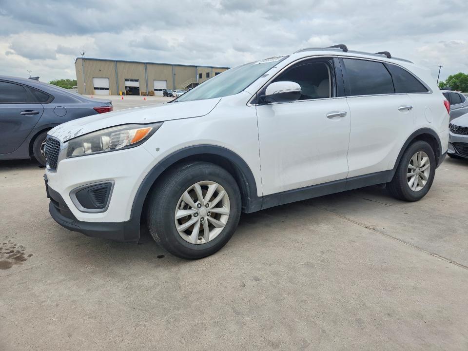 2016 KIA SORENTO — VIN 5XYPG4A34GG024610