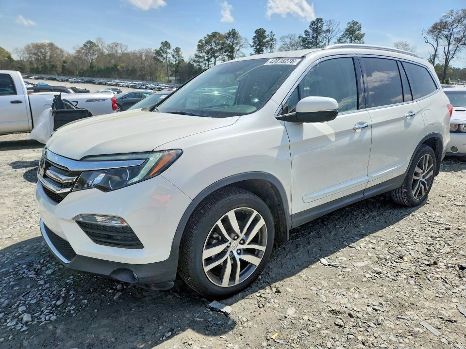 2017 HONDA PILOT — VIN 5FNYF5H98HB009429