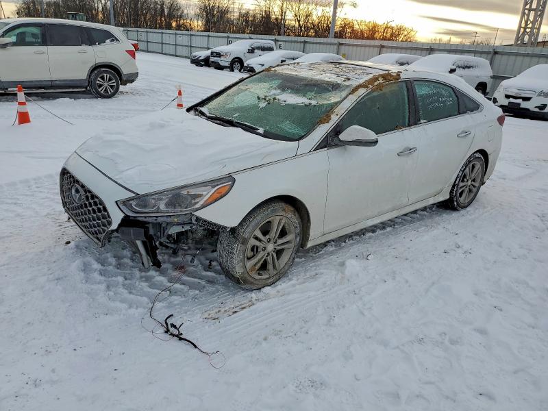 2019 HYUNDAI SONATA LIM — VIN 5NPE34AF3KH821493