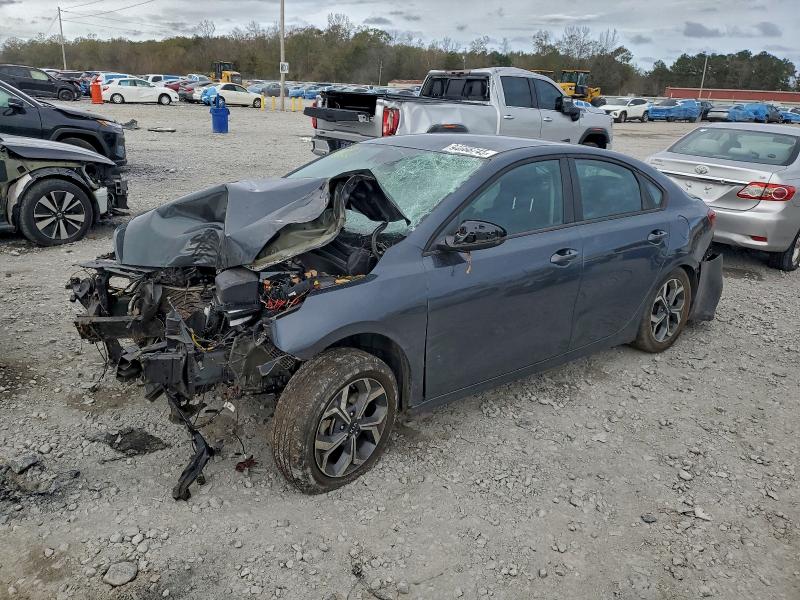2021 KIA FORTE FE — VIN 3KPF24AD5ME319503