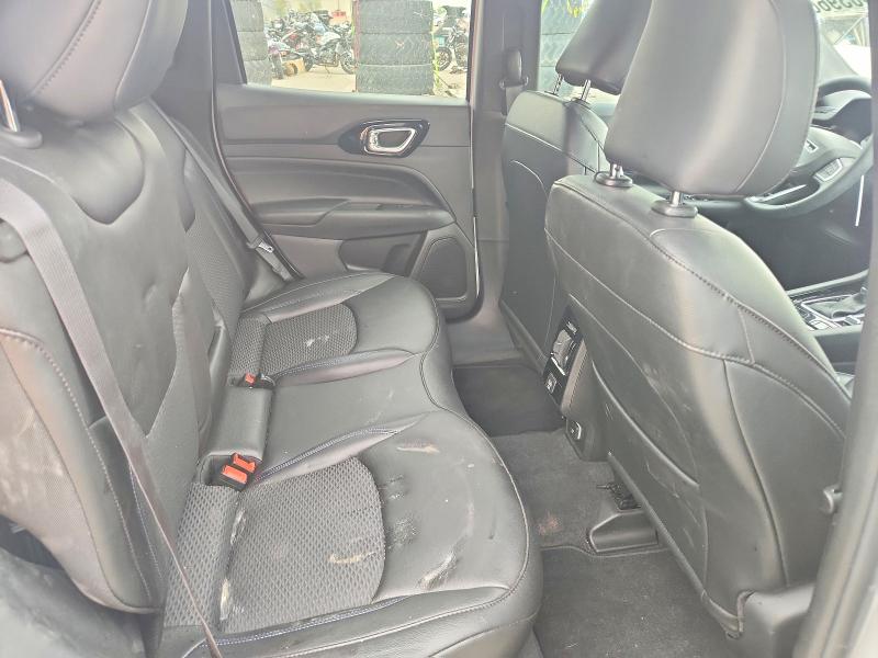 3C4NJDBN1ST562188