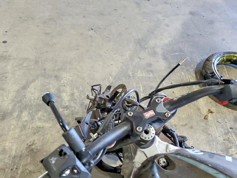 ZD4KZUA00RS000929