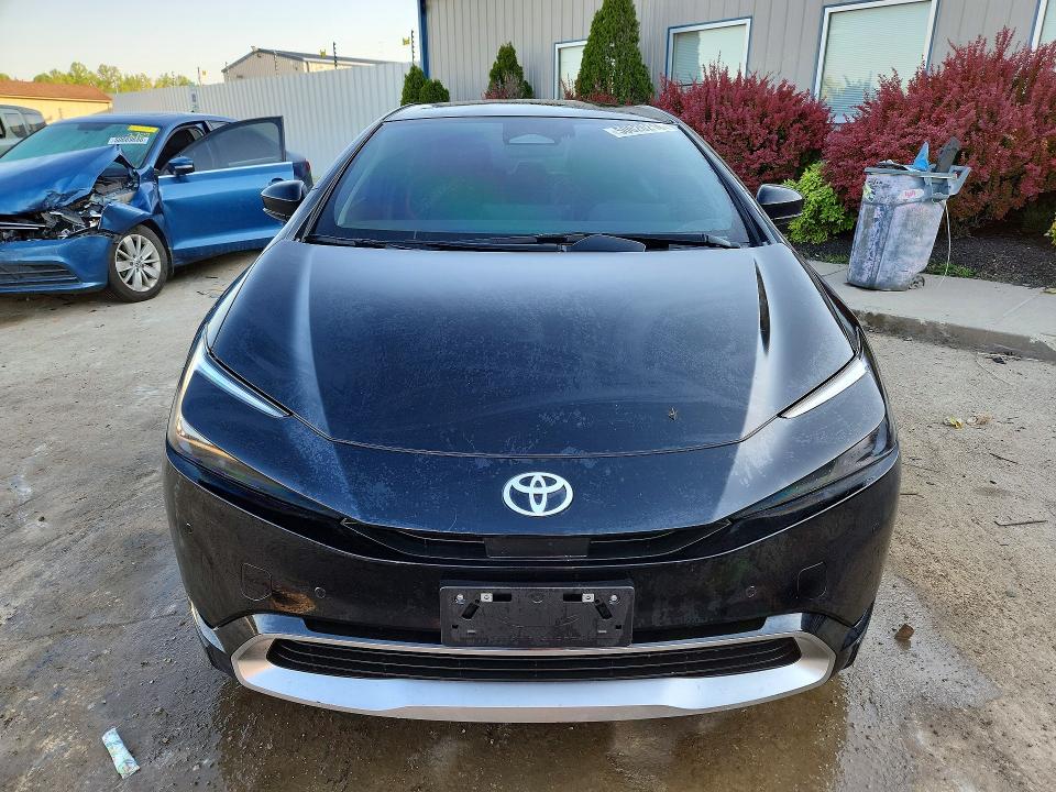 JTDACACU4R3012857