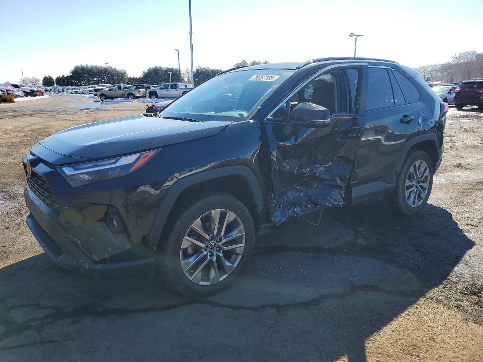 2022 TOYOTA RAV4 — VIN 2T3A1RFV7NC320770