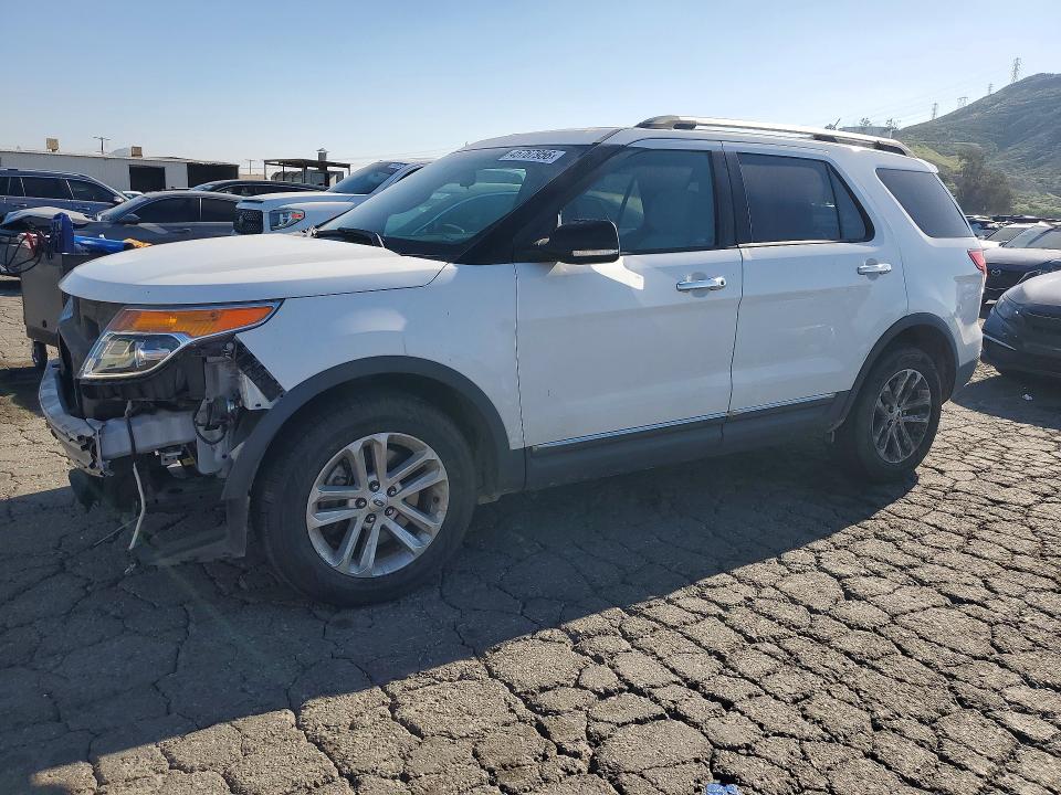 2015 FORD EXPLORER — VIN 1FM5K7D83FGB50852