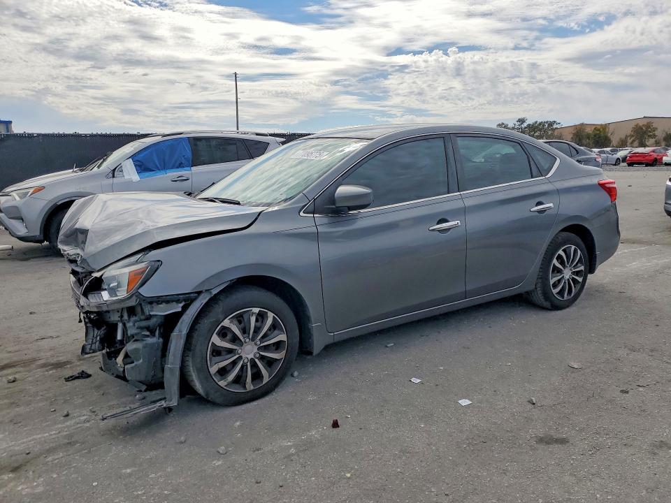 2018 NISSAN SENTRA — VIN 3N1AB7AP8JY306750