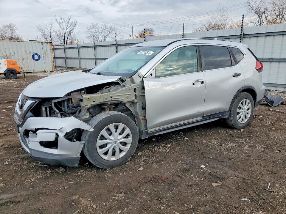 2017 NISSAN ROGUE — VIN 5N1AT2MN5HC742624