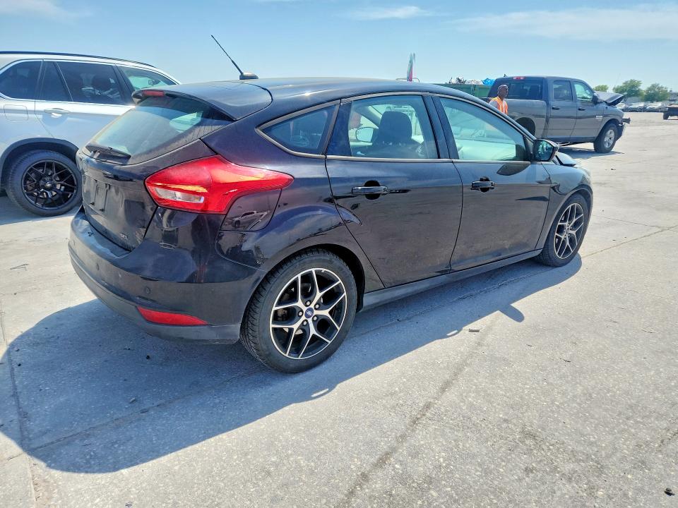 1FADP3M2XJL201632