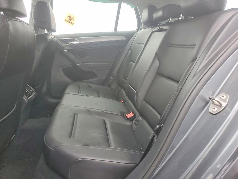 3VW217AU6HM065795