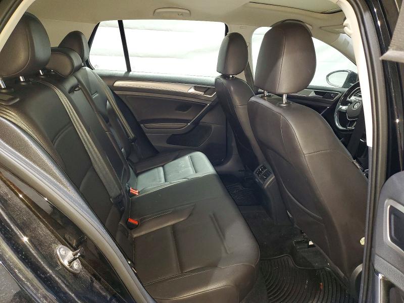 3VW217AU7FM102365