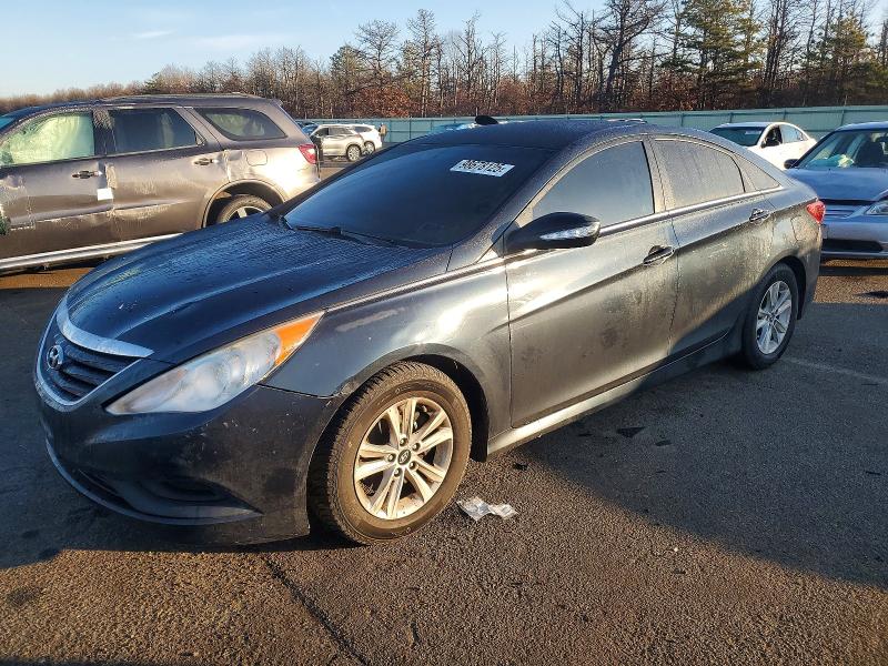 2014 HYUNDAI SONATA GLS — VIN 5NPEB4AC1EH819951
