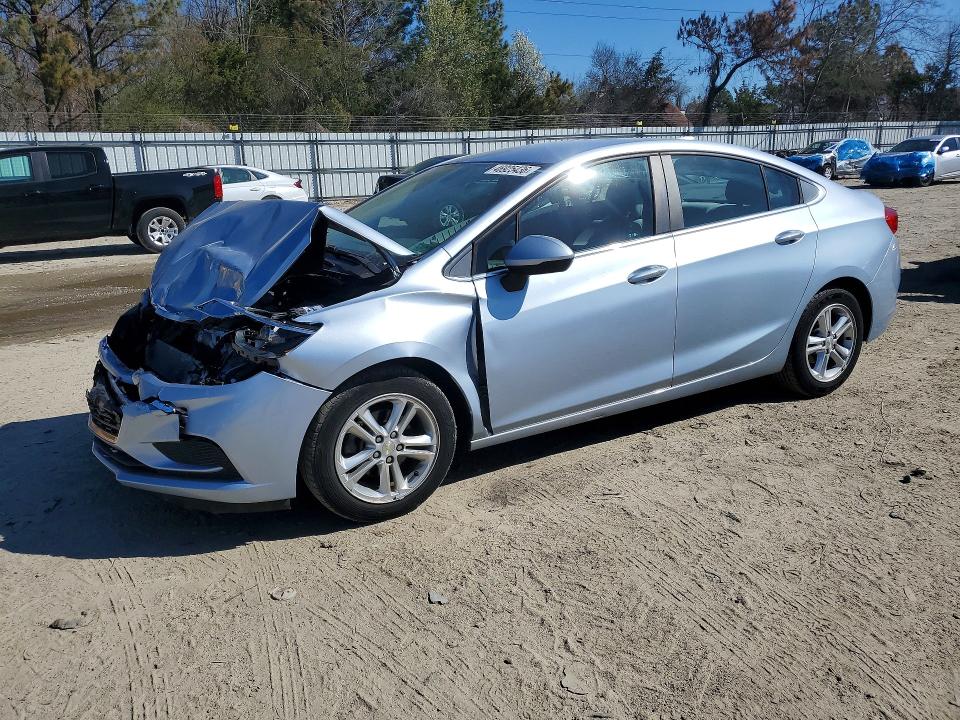 2017 CHEVROLET CRUZE — VIN 1G1BE5SM8H7255496