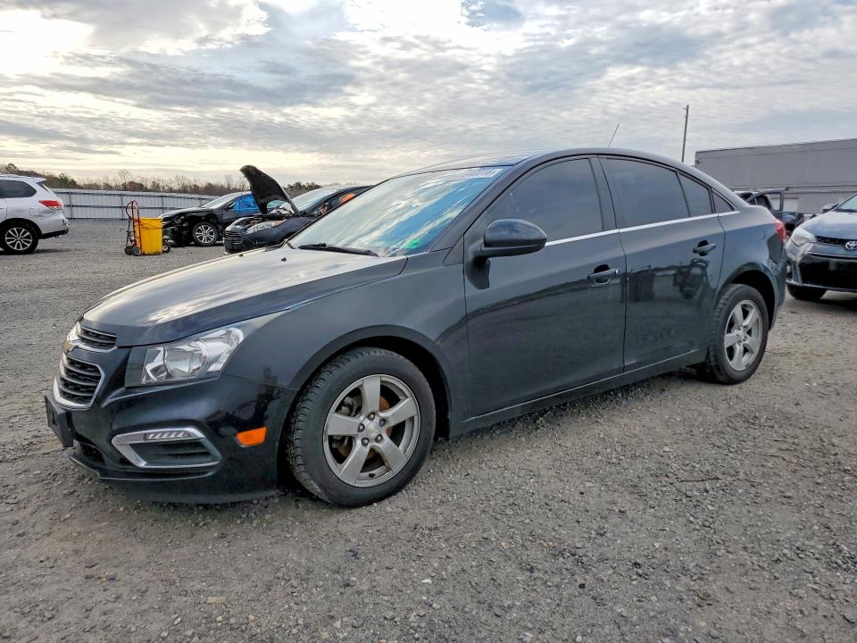 2016 CHEVROLET CRUZE LIMITED — VIN 1G1PE5SB4G7156600