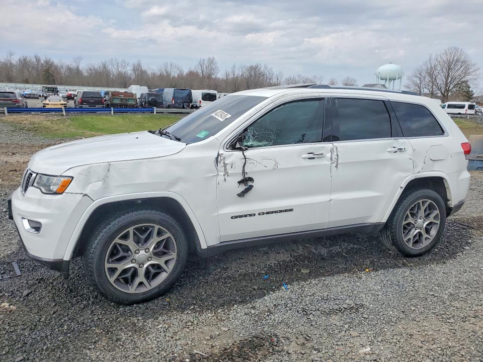 2018 JEEP GRAND CHEROKEE — VIN 1C4RJFBG2JC326304