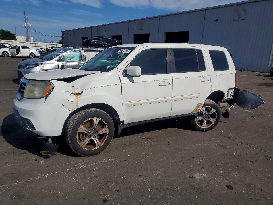 2015 HONDA PILOT — VIN 5FNYF3H34FB034065