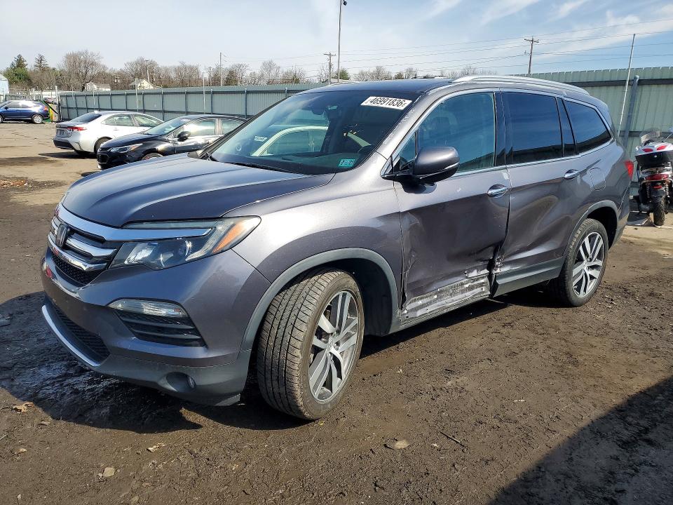 2017 HONDA PILOT — VIN 5FNYF6H05HB040810