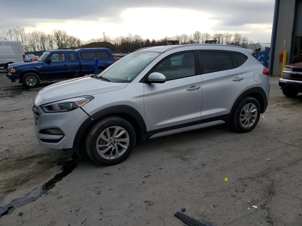2017 HYUNDAI TUCSON — VIN KM8J3CA46HU508634