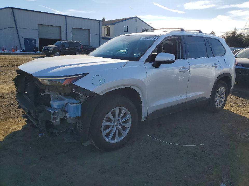 2024 TOYOTA GRAND HIGHLANDER — VIN 5TDAAAB55RS039337
