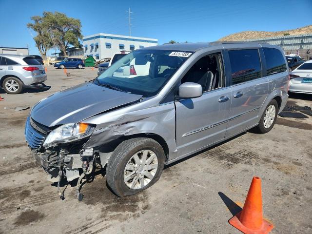 2016 CHRYSLER TOWN & COU — VIN 2C4RC1BGXGR308064