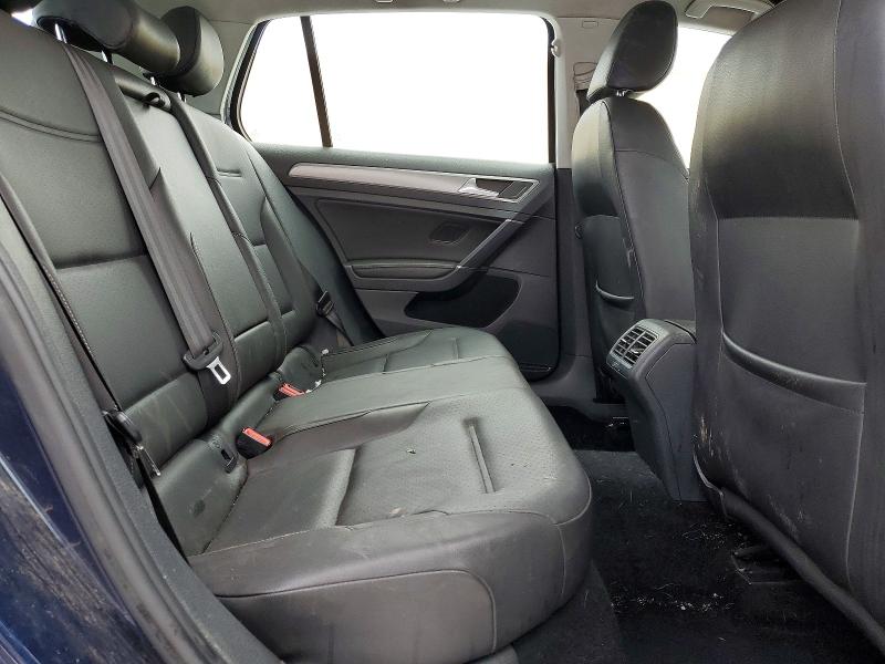 3VW217AU7FM093845