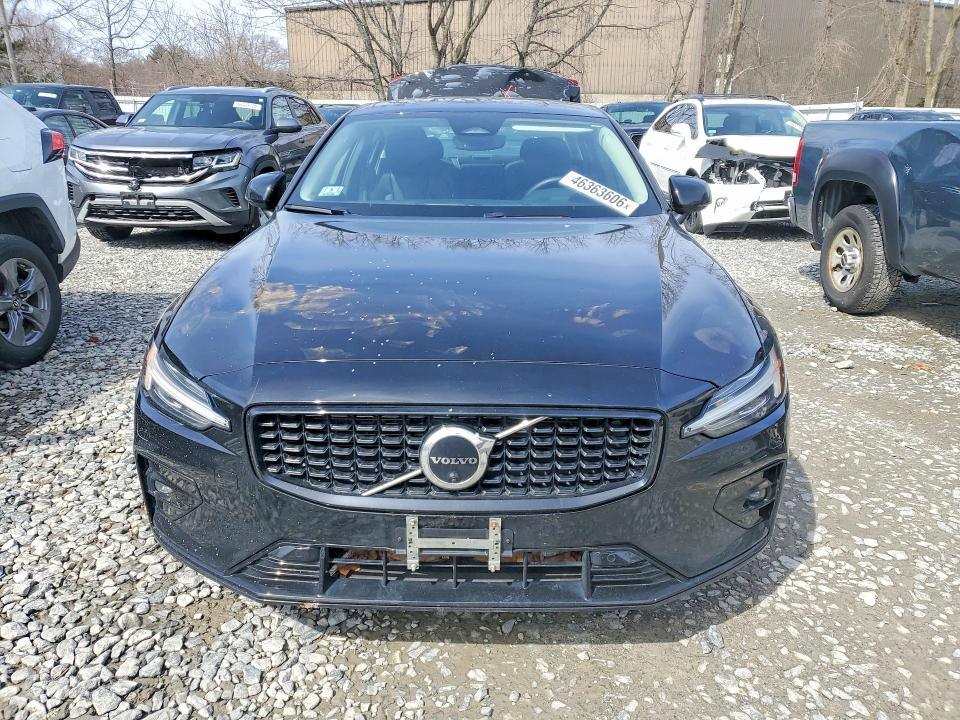 7JRL12TW1PG250176