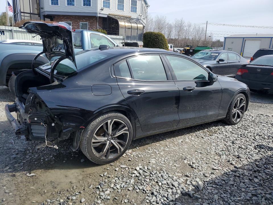 7JRL12TW1PG250176