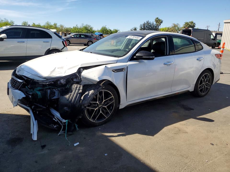 2020 KIA OPTIMA — VIN 5XXGT4L38LG446323
