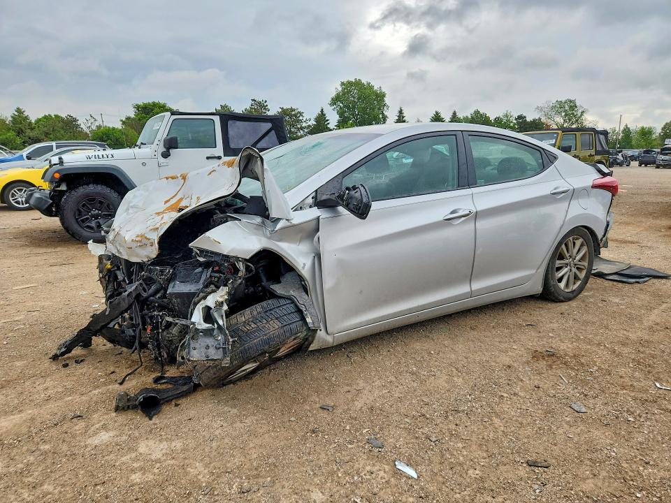 2015 HYUNDAI ELANTRA — VIN 5NPDH4AE9FH551051