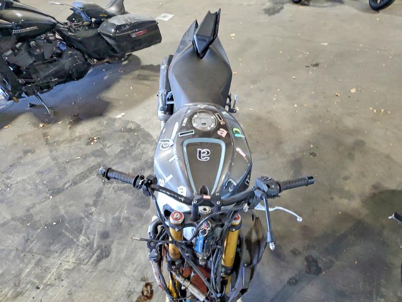 ZD4KZUA00RS000929