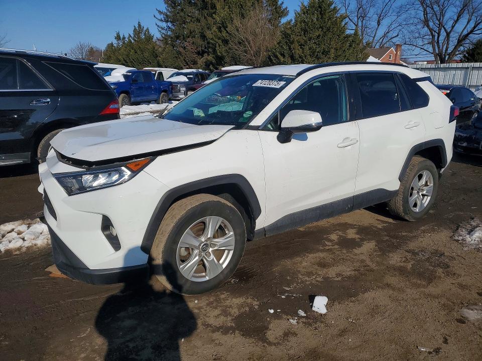 2021 TOYOTA RAV4 — VIN 2T3W1RFV0MW114984