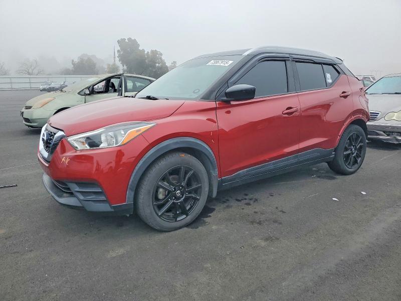 2019 NISSAN KICKS S — VIN 3N1CP5CU3KL507052