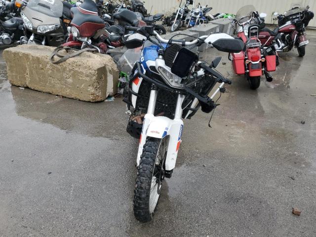 ZD4XBUA09NS000755