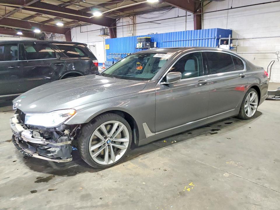 2018 BMW 750 — VIN WBA7F2C56JG424093