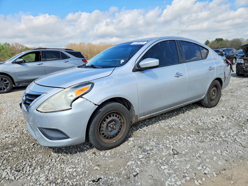 2015 NISSAN VERSA — VIN 3N1CN7AP6FL945911